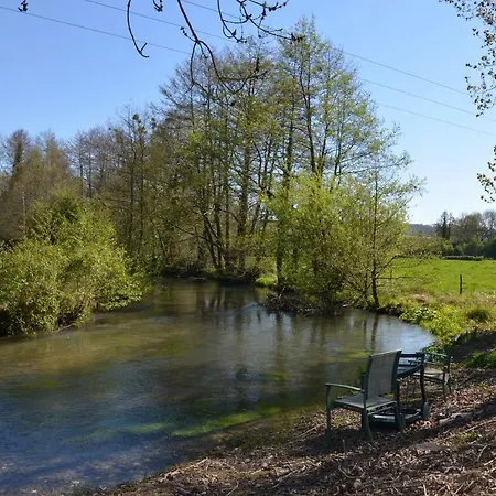 Konukevi Le Domaine Des Terres Du Thil 3*